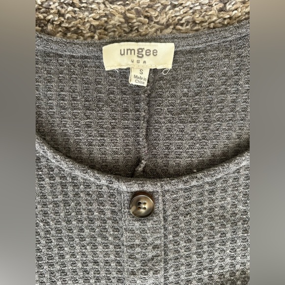 Umgee waffle knit gray babydoll dress with front pockets size small - Picture 7 of 11